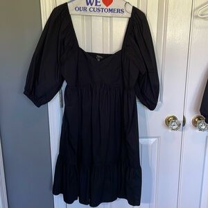 Banana Republic Black Empire Waist Dress Size Medium. Excellent condition.